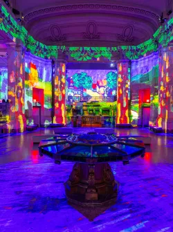 Mark Zhelezoglo for Hall des Lumières