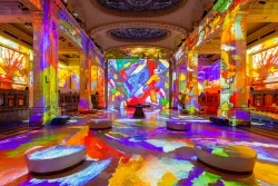 Mark Zhelezoglo for Hall des Lumières